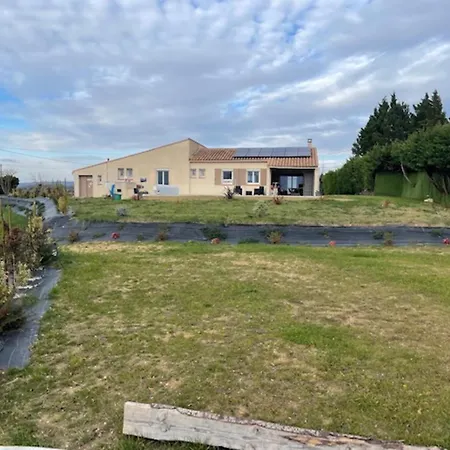 Maison Opuceb Nyaraló