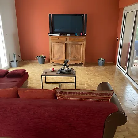 Maison Opuceb