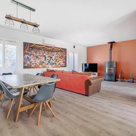Ferienhaus Maison Opuceb